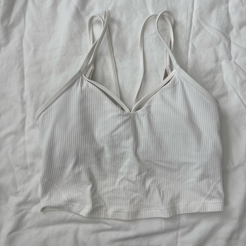 Lululemon size 6 crop
